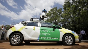 Carro do Google Street View em Atenas, na Grécia