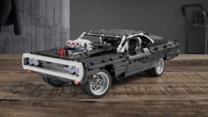 Dodge Charger R/T 1970 em LEGO