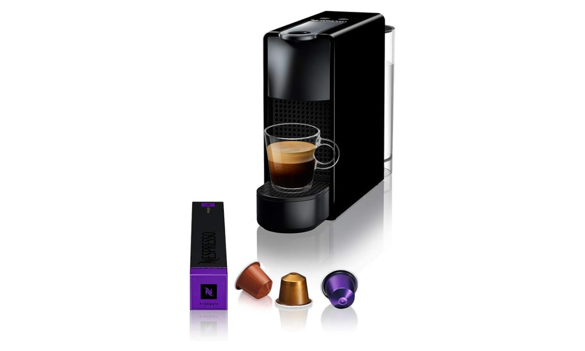 Cafezinho toda hora: cafeteira de cápsula Nespresso caiu para R$ 439