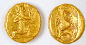 Arqueólogos encontram pote com moedas de ouro que estava escondido há mais de 2.400 anos.